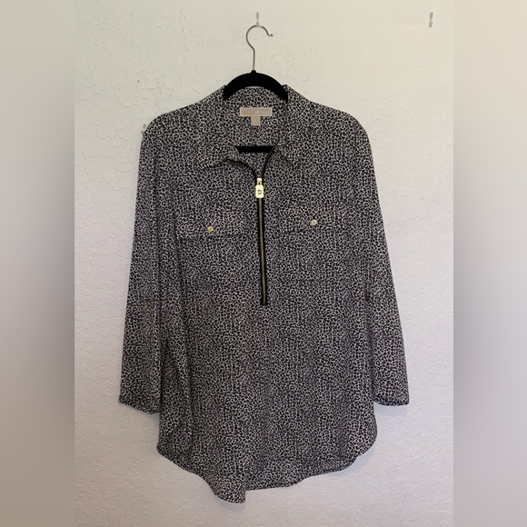 Michael Kors Black and White Patterned Top - Picture 1 of 1